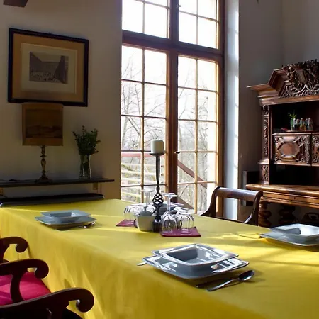 Zamek 3* Tuczno (Walcz)